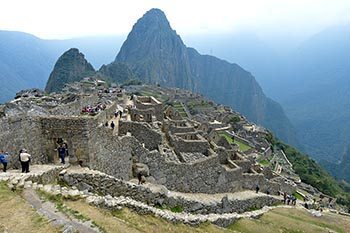 Machu Picchu: Sacred Valley of the Incas