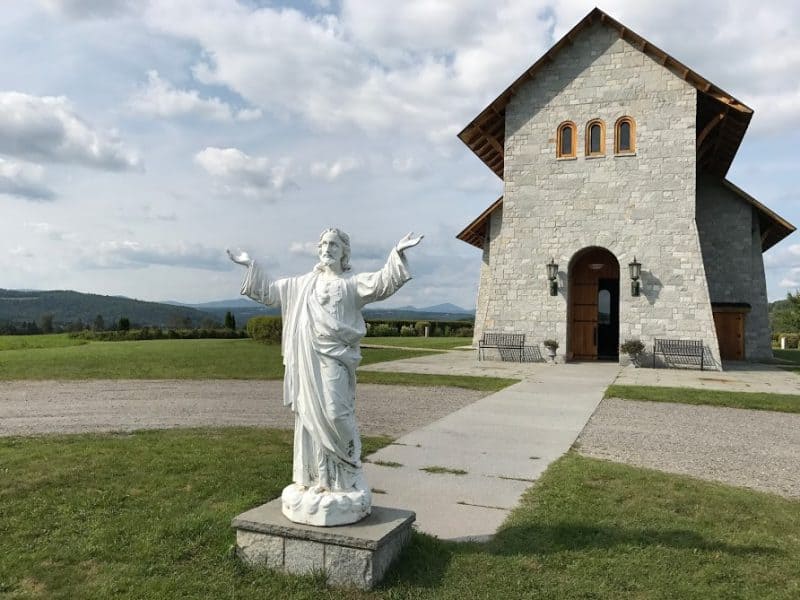 Vermont: Arts, Biking, and More in the Green Mountain State 8 A Chapel along the route of the Kingdom Trails network.