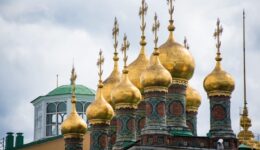 The ornate church domes found throughout Russia resemble a candle flame, that some believe is a flame of faith reaching up to the heavens.