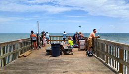 crab-joes-pier