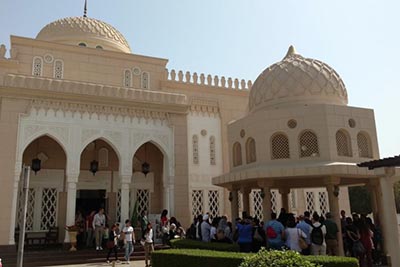 Dubai Mosque