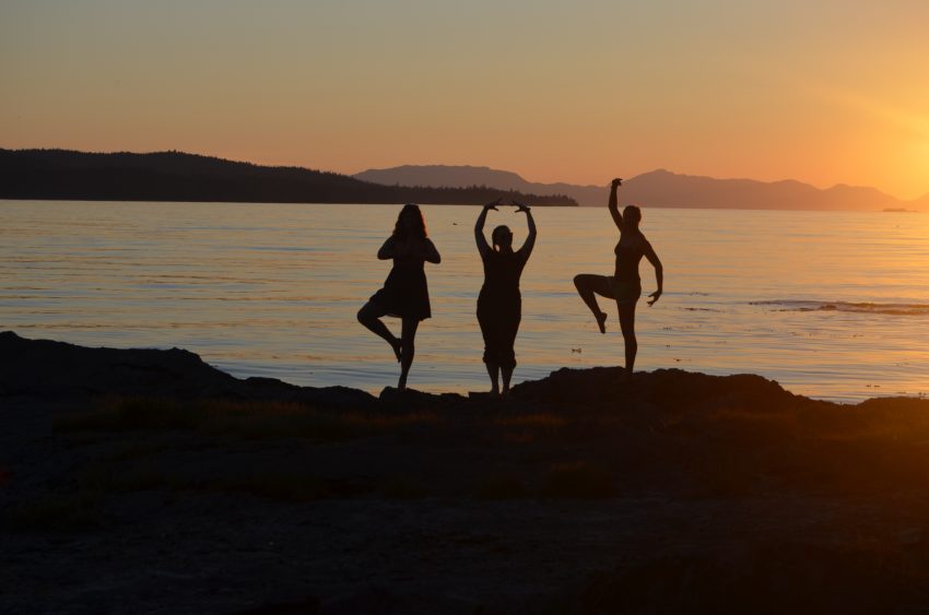 yoga by the lake 1