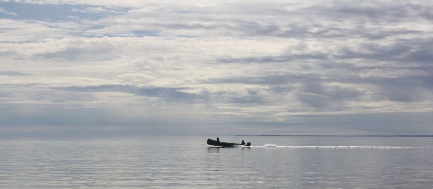 On Repulse Bay in Naujaat, Nunavut. Photo from Max Johnson. | GoNOMAD Travel