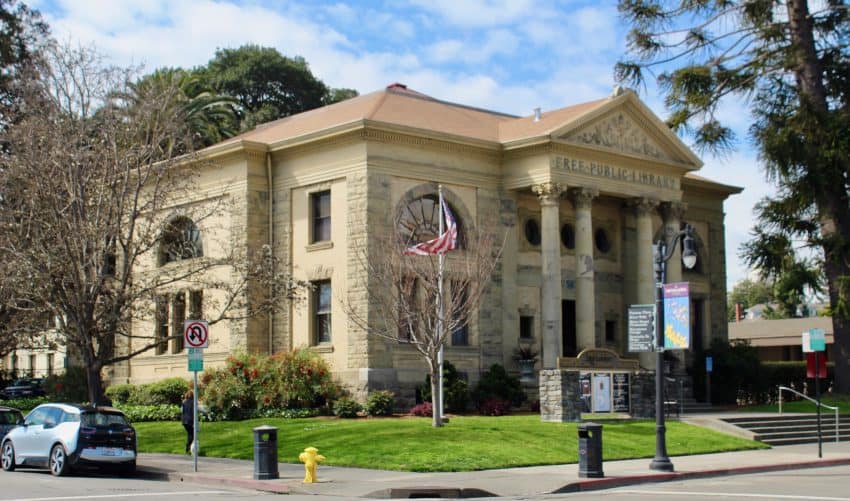 Andrew Carnegie Library and Museum