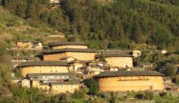 The spectacularly located Tianluokeng Snail Pit tulou cluster in the Hakkas.