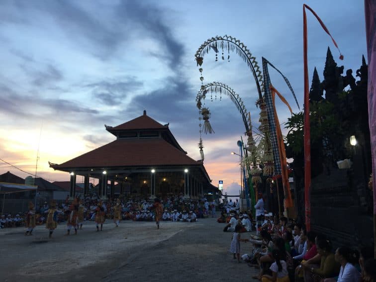 Villagers gather for sunset ahead of the Nyepi celebration in Nusa Penida, Bali. Jackie Cohen Photo | GoNOMAD Travel Villagers gather for sunset ahead of the Nyepi celebration in Nusa Penida, Bali. Jackie Cohen Photo | GoNOMAD Travel