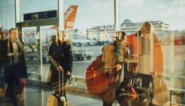 airplane-airport-passengers-34631