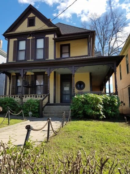 Martin Luther King Jr.'s Childhood Home On Auburn Avenue, Photo by Fran Folsom