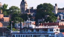 The Mark Twain Riverboat and the Hannibal skyline. Mark Twain Museum photo.