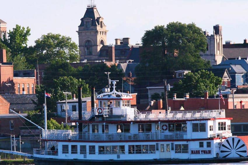 The Mark Twain Riverboat and the Hannibal skyline. Mark Twain Museum photo.