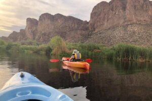 Kayaking the Lower Salt River with high school friend Kristy. Sonja Stark photos.
