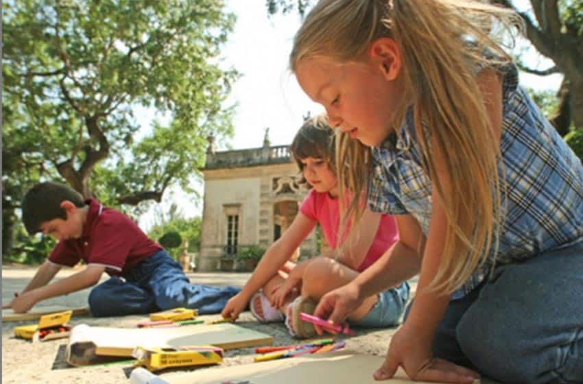 Coloring at the Vizcaya in Miami, Florida.