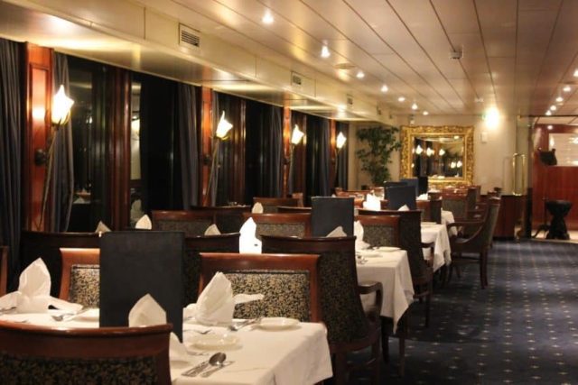 ship dining room River Rhine