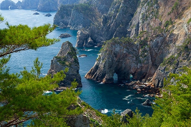 Kitayamazaki Cliffs. Courtesy of Iwate Prefecture Japan