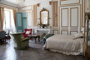 Bedroom at Chateau le Val in Brix, Normandy. photo: Paul Shoul.