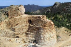 その他 MKG mosco kezuru garaireru old mountain crazyhorse_memorial-300x200.jpg