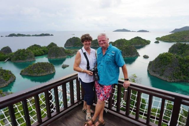 tiny islands passengers Raja Ampat,Yacht cruising