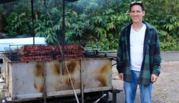 Max Bullah BBQ Grill Man