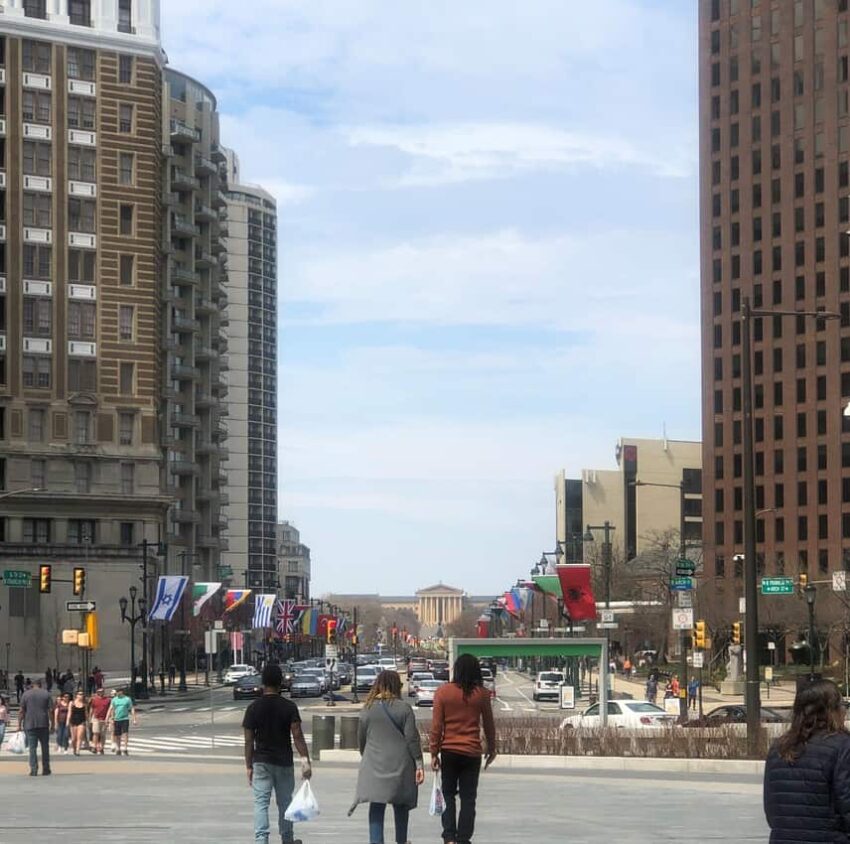 View across Benjamin Franklin Parkway