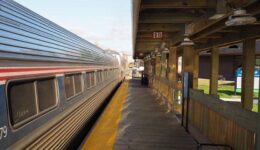amtrak-greenfield-station