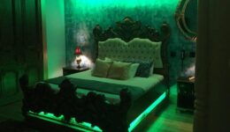 green-bedroom-haunted