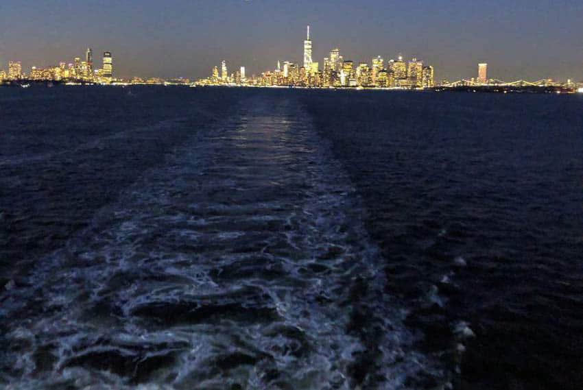 Sailing out of Manhattan
