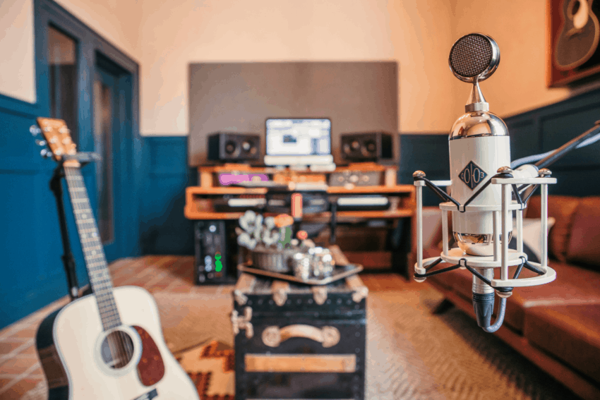 The West Writers Studio at the Hutton hotel was designed by country rockstar Dierks Bentley.