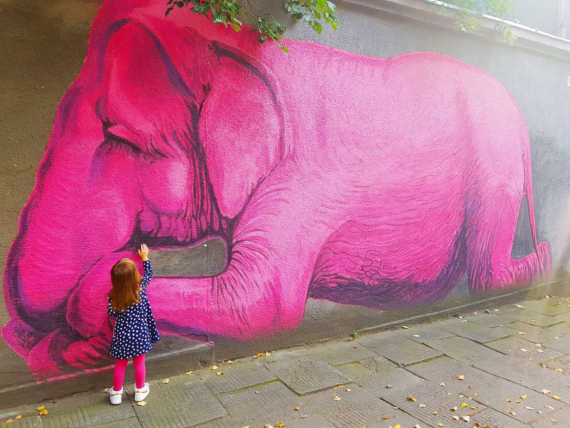 Kaunas, Lithuania: 'Kaunastic' for 2022 9 Love Conquers All is depicted in this lovely street art in Kaunas Lithuania.