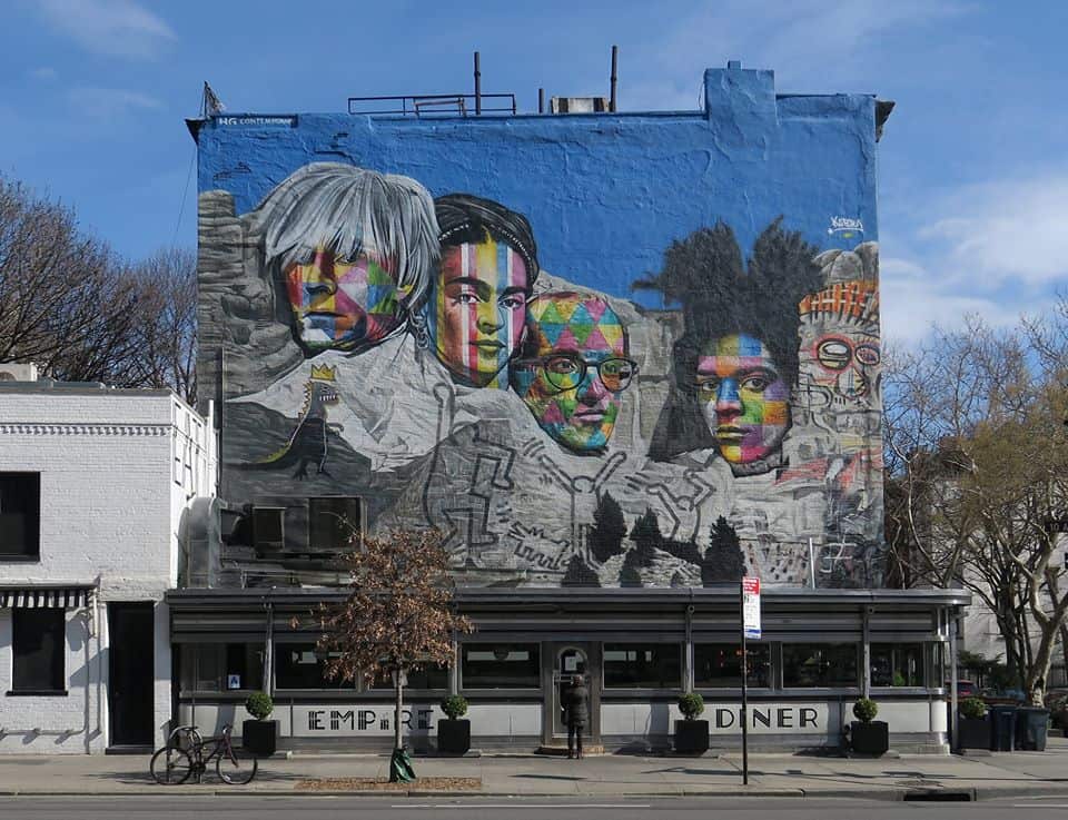 I am always drawn to a Diner, even if it's closed. The artist Kobra, who has several murals all over the city, gives us his artistic interpretation on Mount Rushmore. 