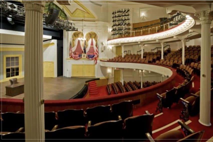 fords-theater-interior