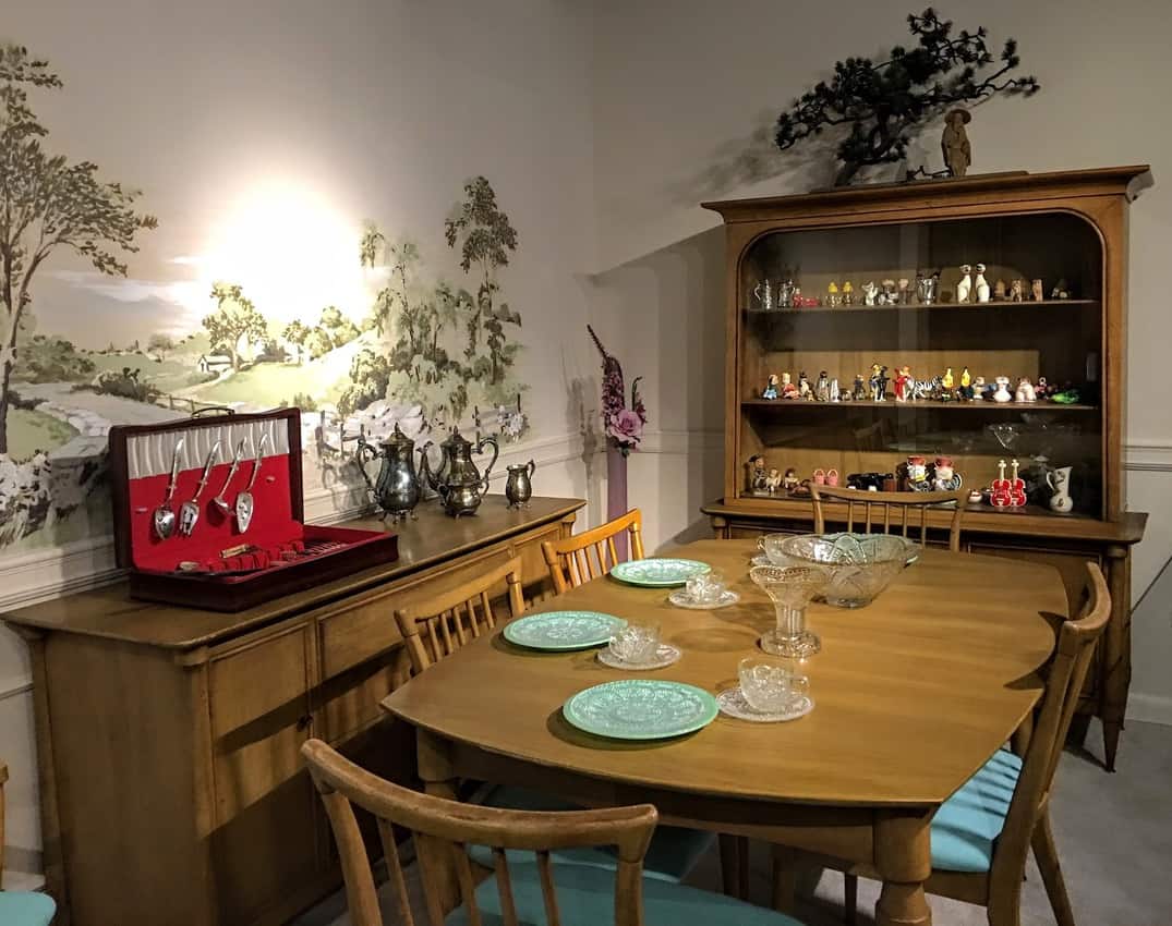 The dining room that Patsy Cline and husband Charlie Dick had in their Nashville ‘dream home’ has been recreated at the museum.
