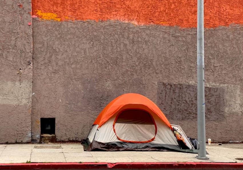 sidewalk tent