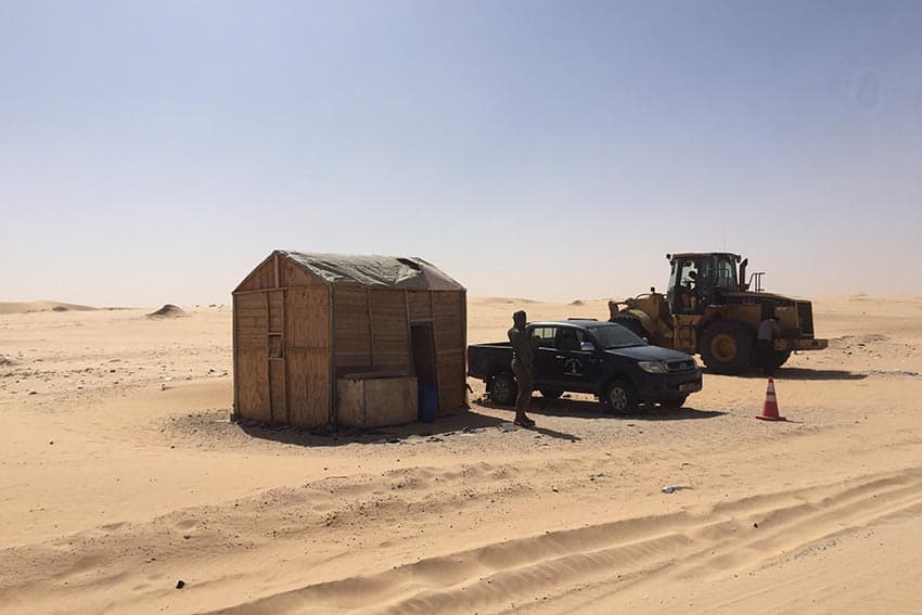 Mauritanian police check point