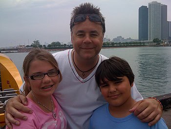 Home Exchange: Swap Homes Worldwide 3 Dwight and kids in Boston Harbor