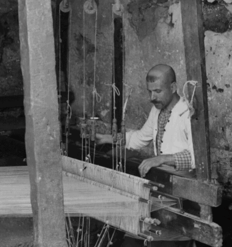 Loom Weaver