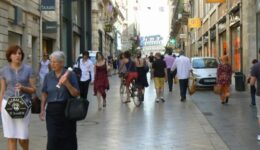 shopping in Bordeaux