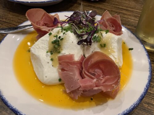 Halls Pizza: Burrata and Proscuitto in Oklahoma City.