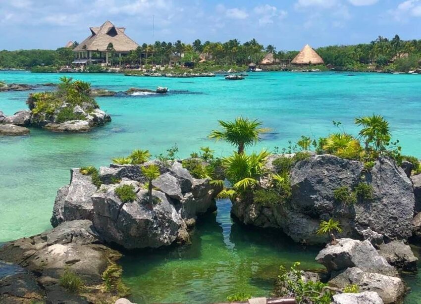 Heading to the Caverns of Xel Há in Mexico's Riviera Maya on the Yucatan Peninsula. Noreen Kompanik photos.