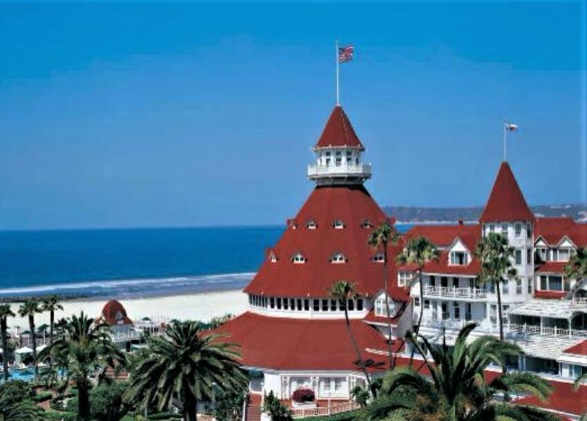 Hotel Del Coronado Beachfront