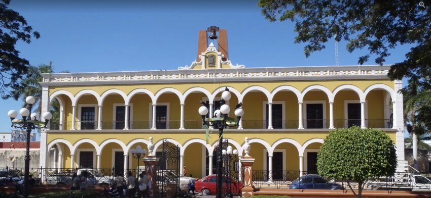 The old Palacio de Gobierno (Government Palace) in Campeche.