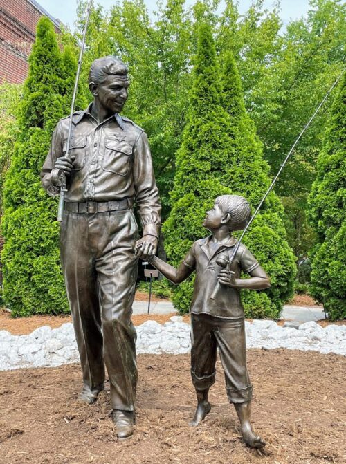 statue of andy griffith with opie in Mayberry
