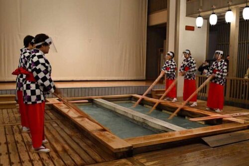 Netsunoyu cooling ritual