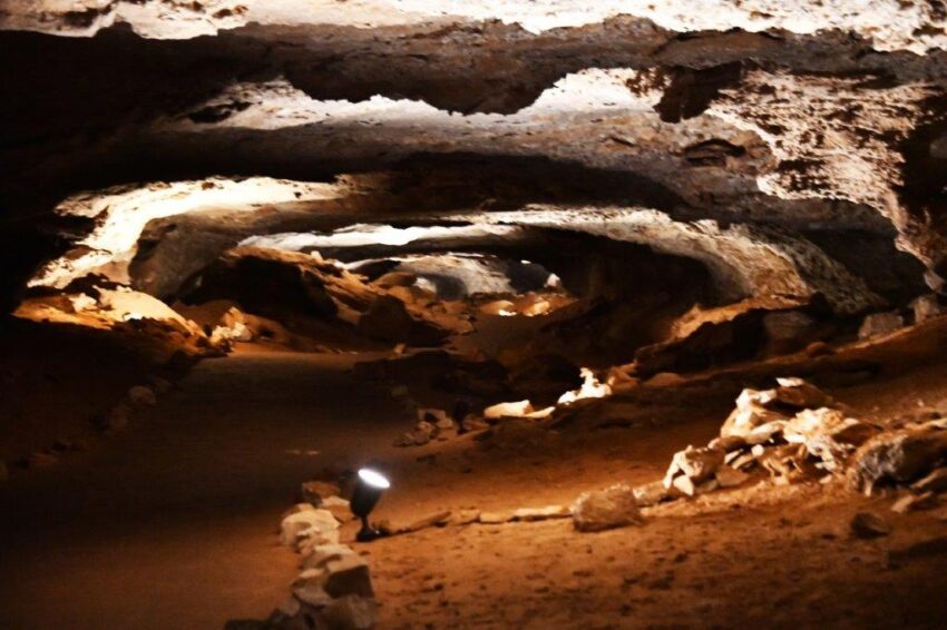 Mammoth Cave Chamber Tab Hauser Photo 
