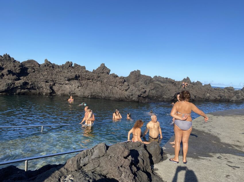 10 Hot Springs area by Sea Terceira