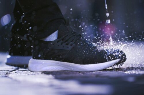 Loom waterproof sneakers