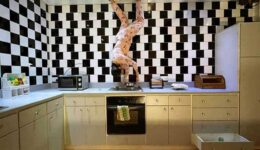 Curious-Corner-Upside-Down-Room