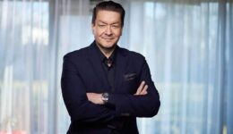 PLAY-CEO-Jónsson