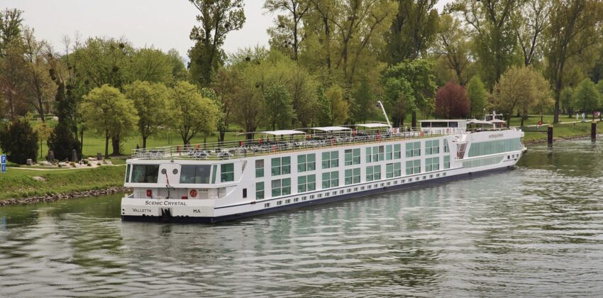 Scenic Chrystal on the Rhine.