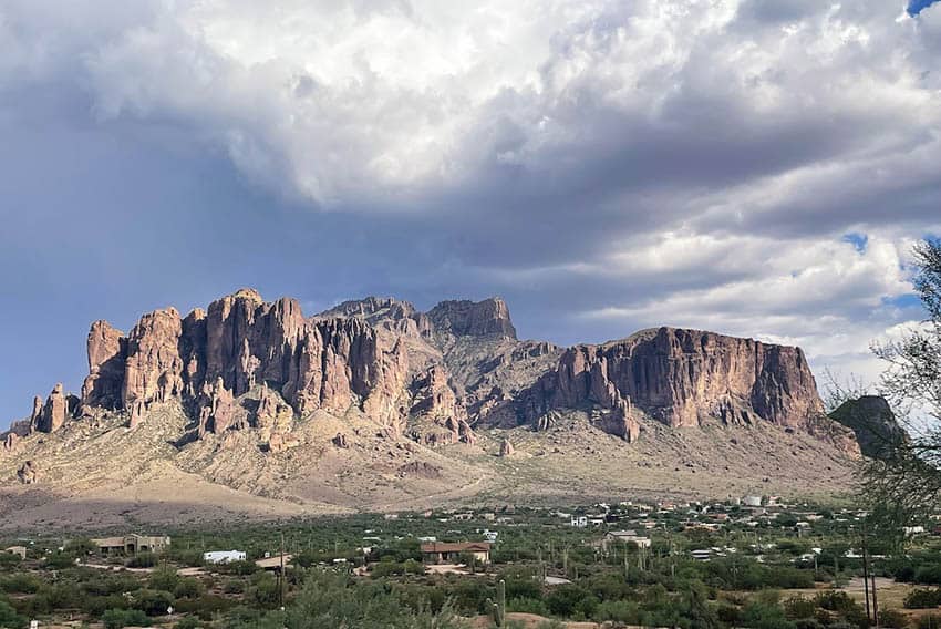 superstition mountains