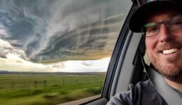 tornado-chaser